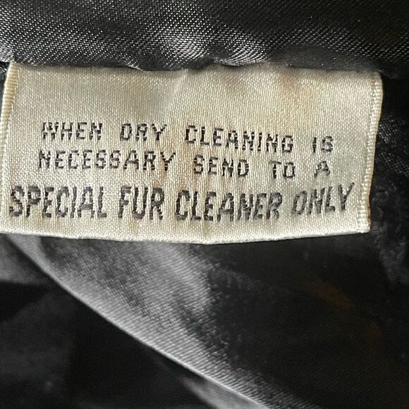 Vintage Bermans black rabbit fur coat sz M - Picture 6 of 9